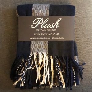 Plush Plaid scarf